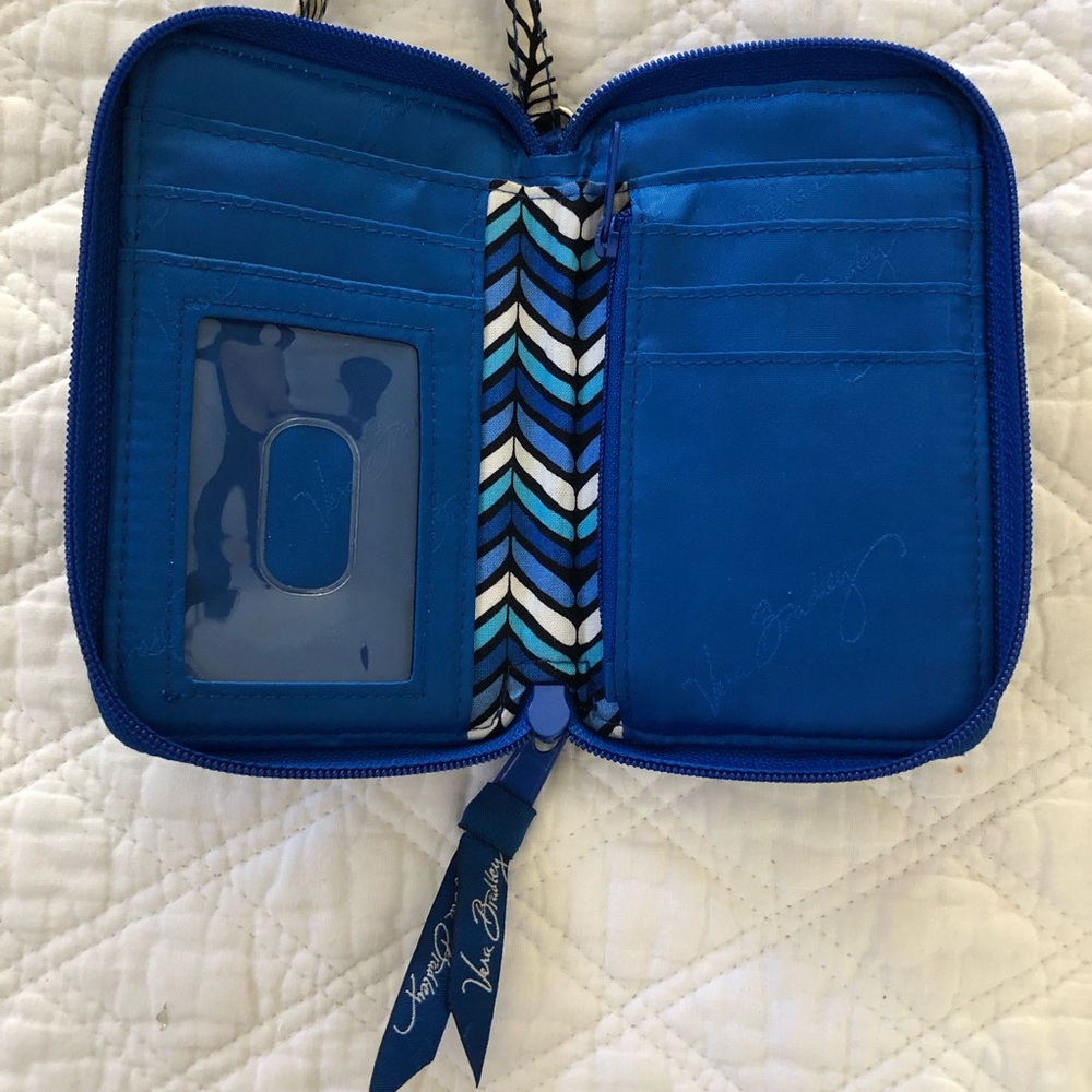 Vera Bradley Blue and White Floral Bifold Wallet/Phone Holder - Picture 8 of 14
